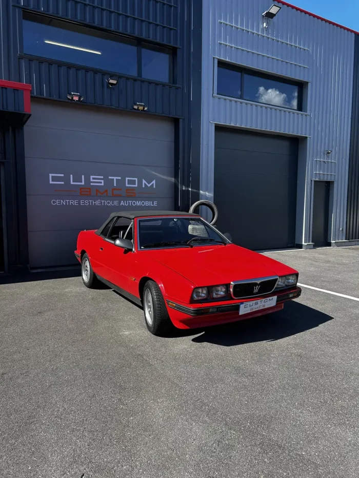 Maserati Cabriolet passée à l'atelier Custom BMCS